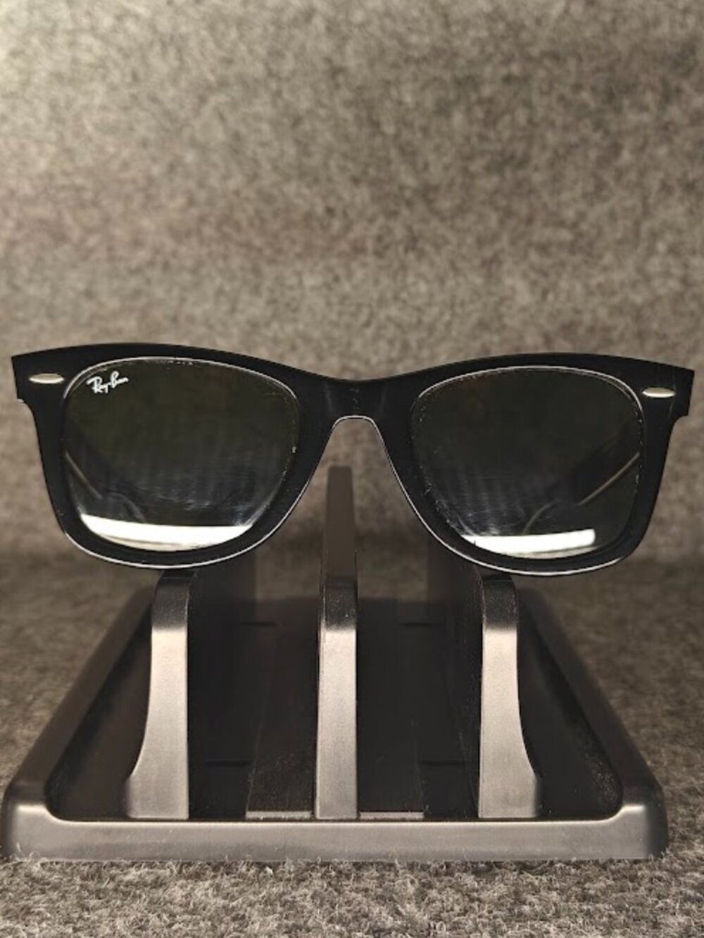Ray‑Ban RB2140 1147 Wayfarer Black Plaid Interior 50‑22 PREOWNED No Case